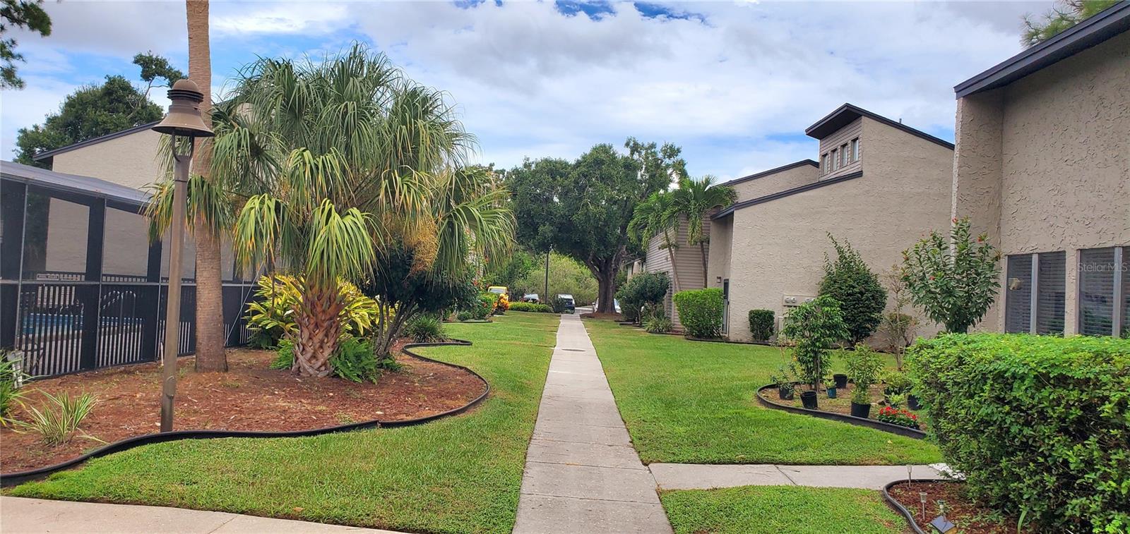 HIDDEN HOLLOW CONDO - Residential