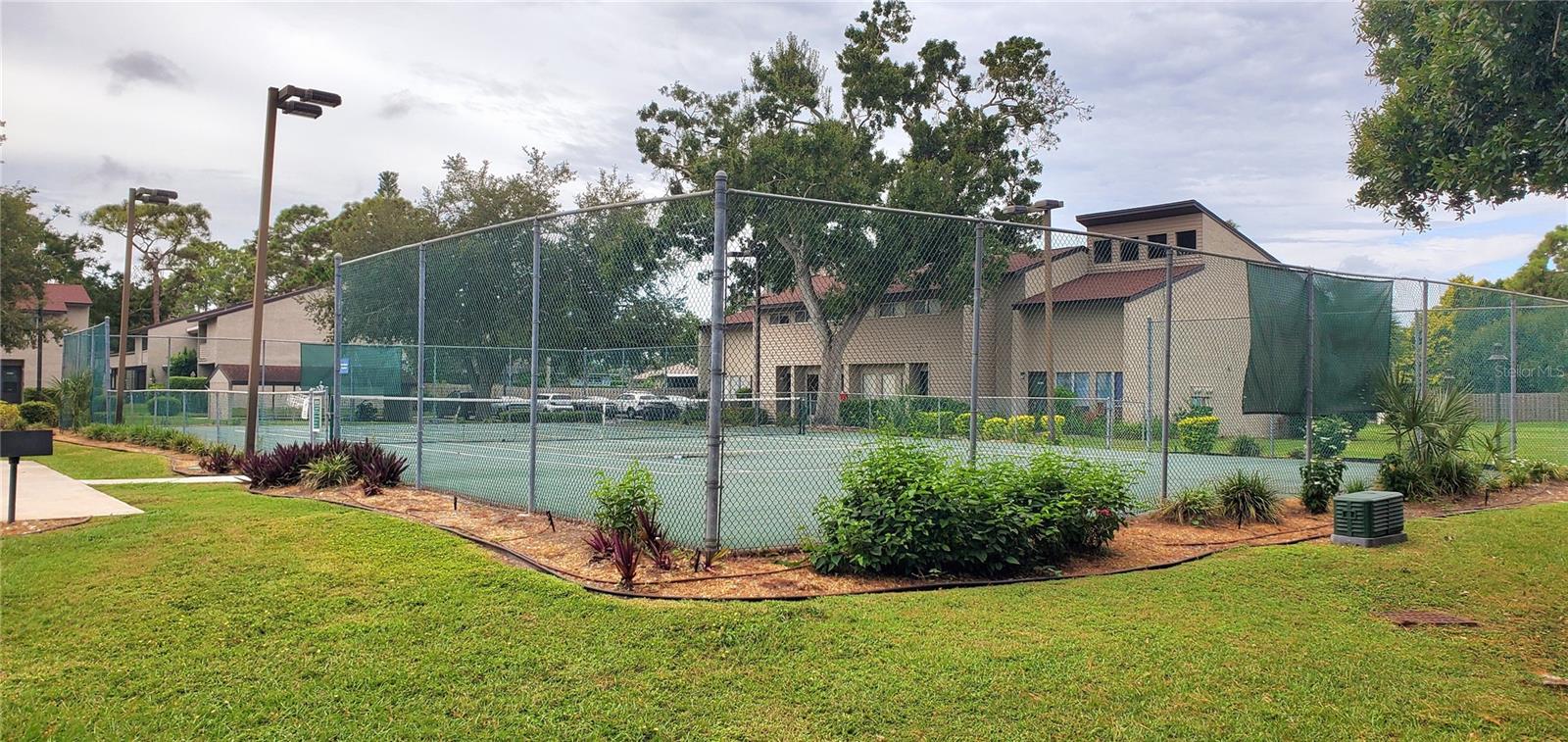 HIDDEN HOLLOW CONDO - Residential