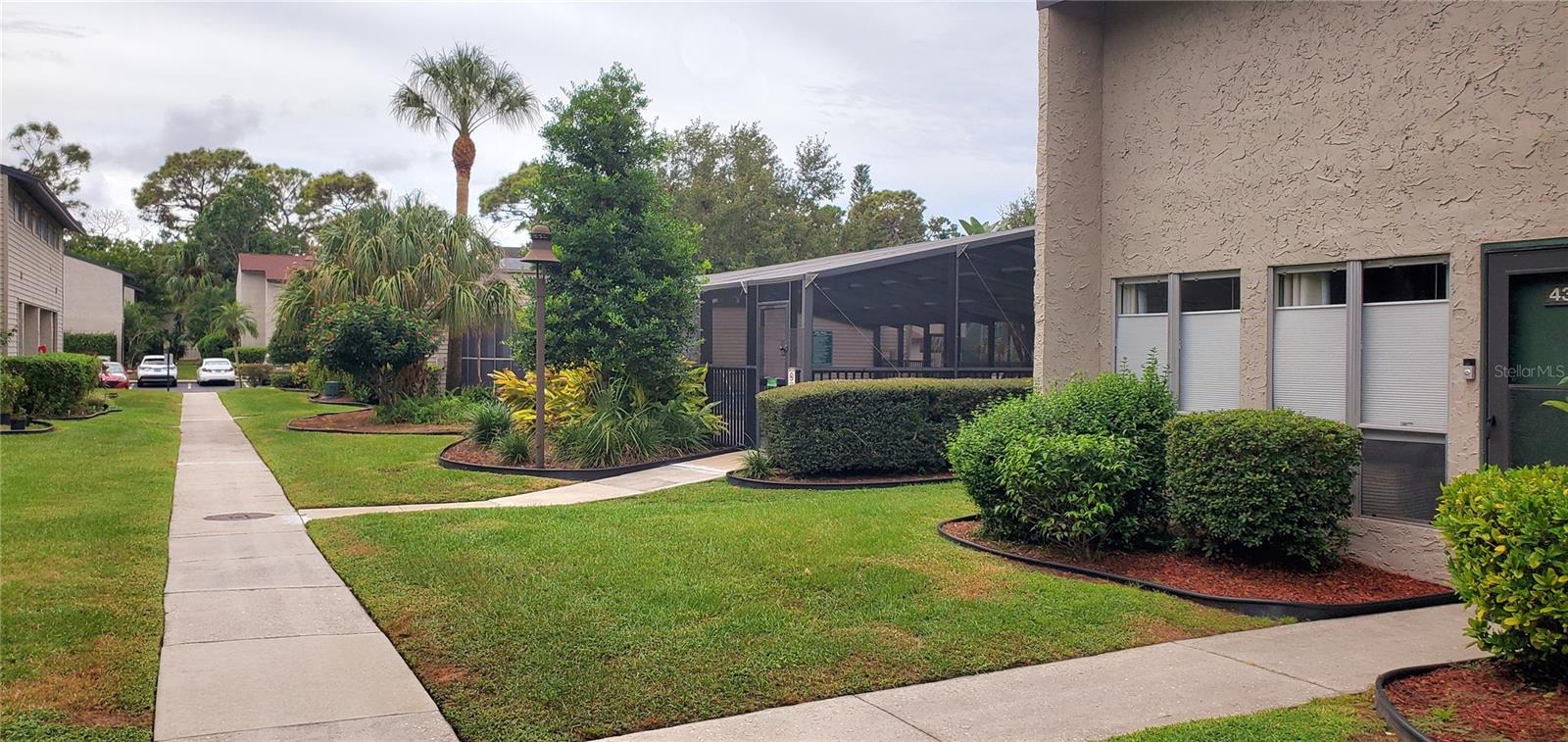 HIDDEN HOLLOW CONDO - Residential