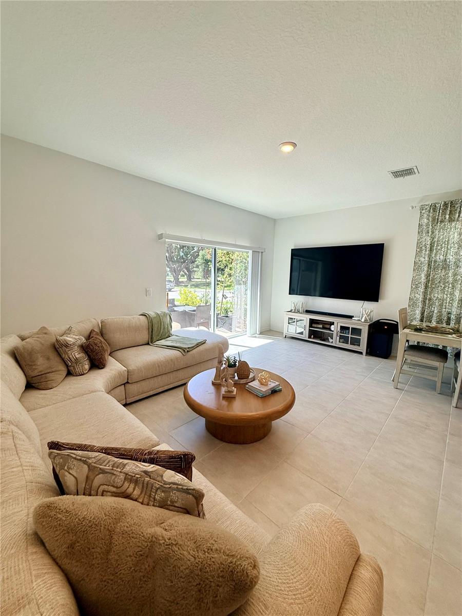 BELLALAGO POD G TWNHMS - Residential Lease