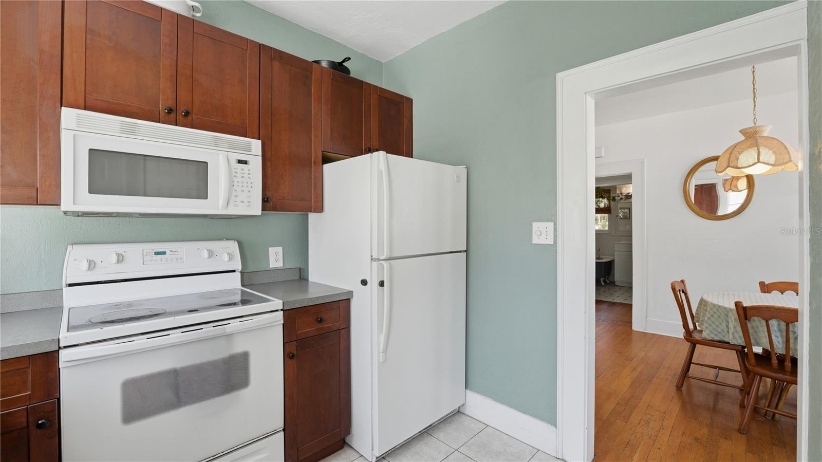 RIVERVIEW CONTINUED - Residential