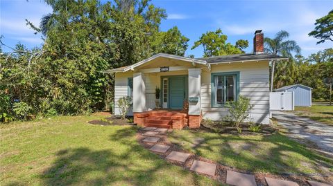 Photo of 2722 2nd Avenue W, Bradenton, FL 34205 (MLS # A4685746)