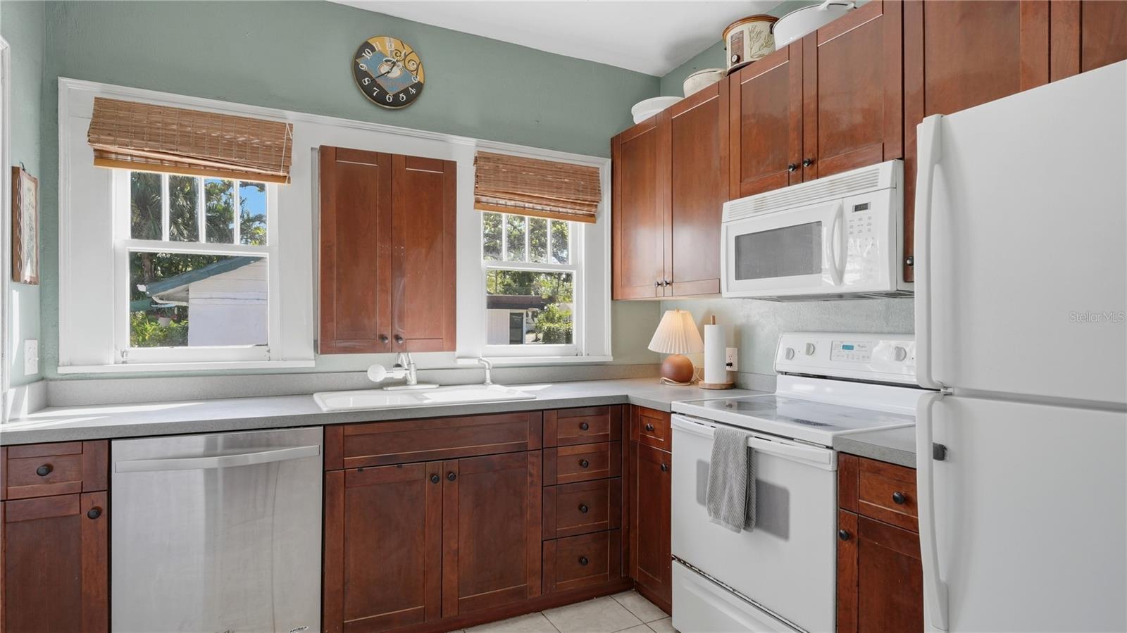 RIVERVIEW CONTINUED - Residential