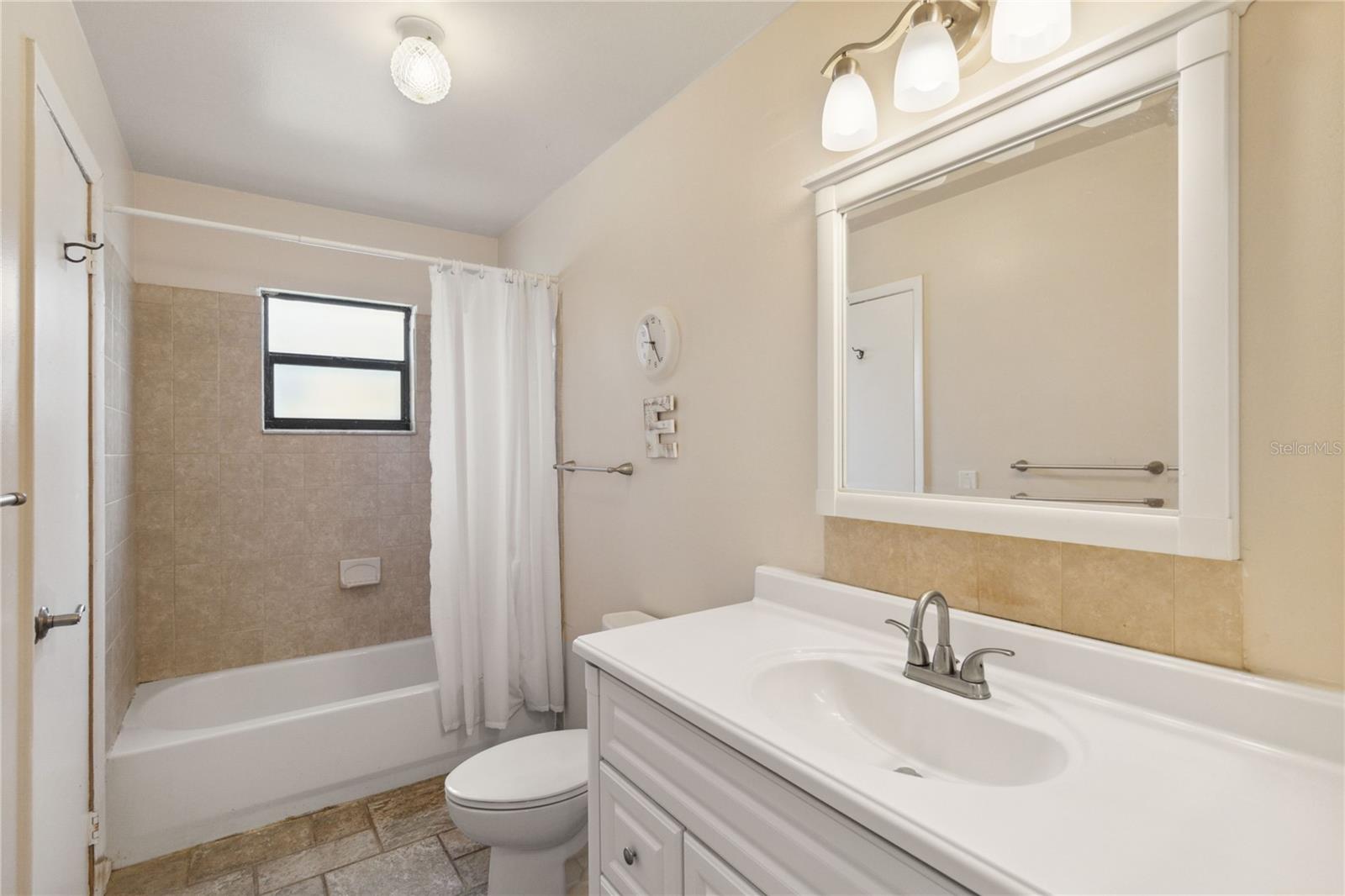 SOMERSET VILLAGE - Residential