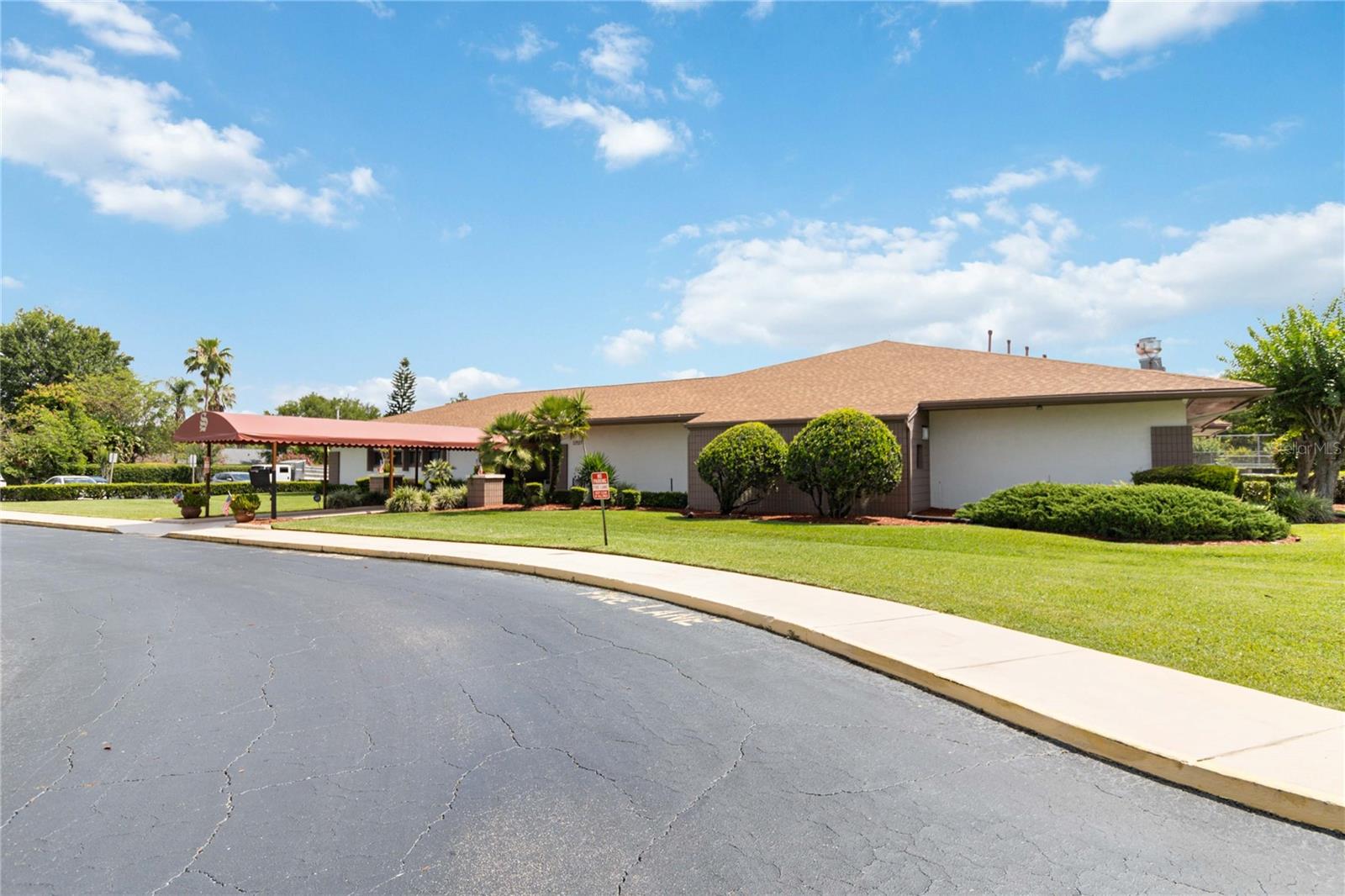 SOMERSET VILLAGE - Residential