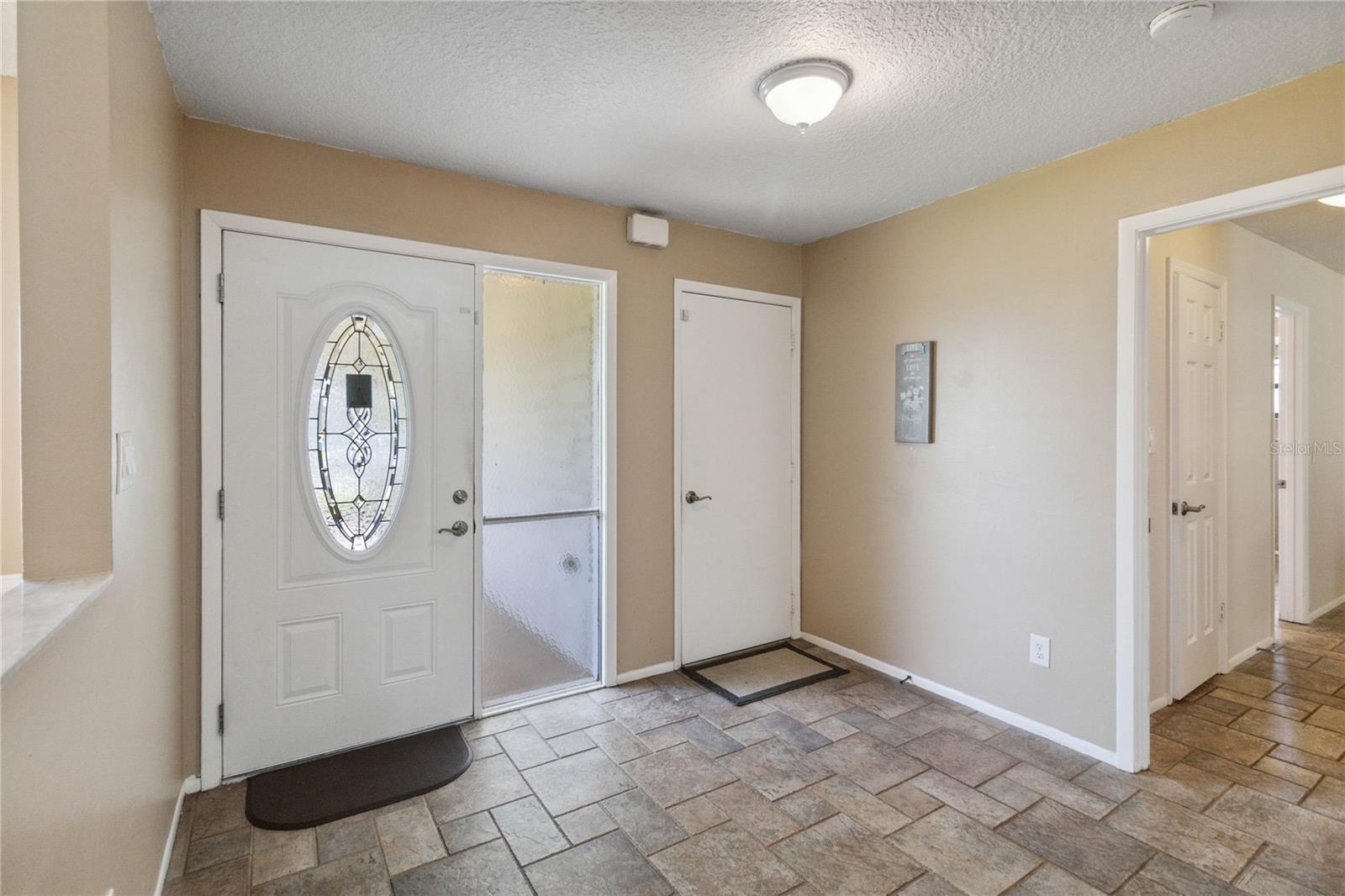 SOMERSET VILLAGE - Residential