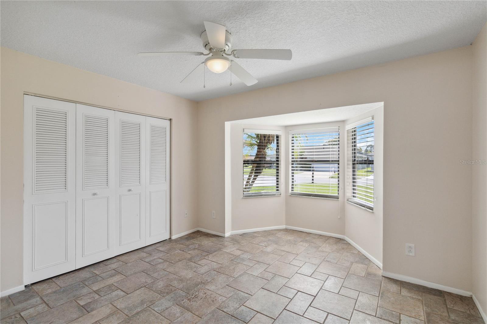 SOMERSET VILLAGE - Residential