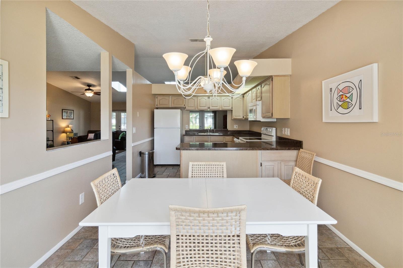 SOMERSET VILLAGE - Residential