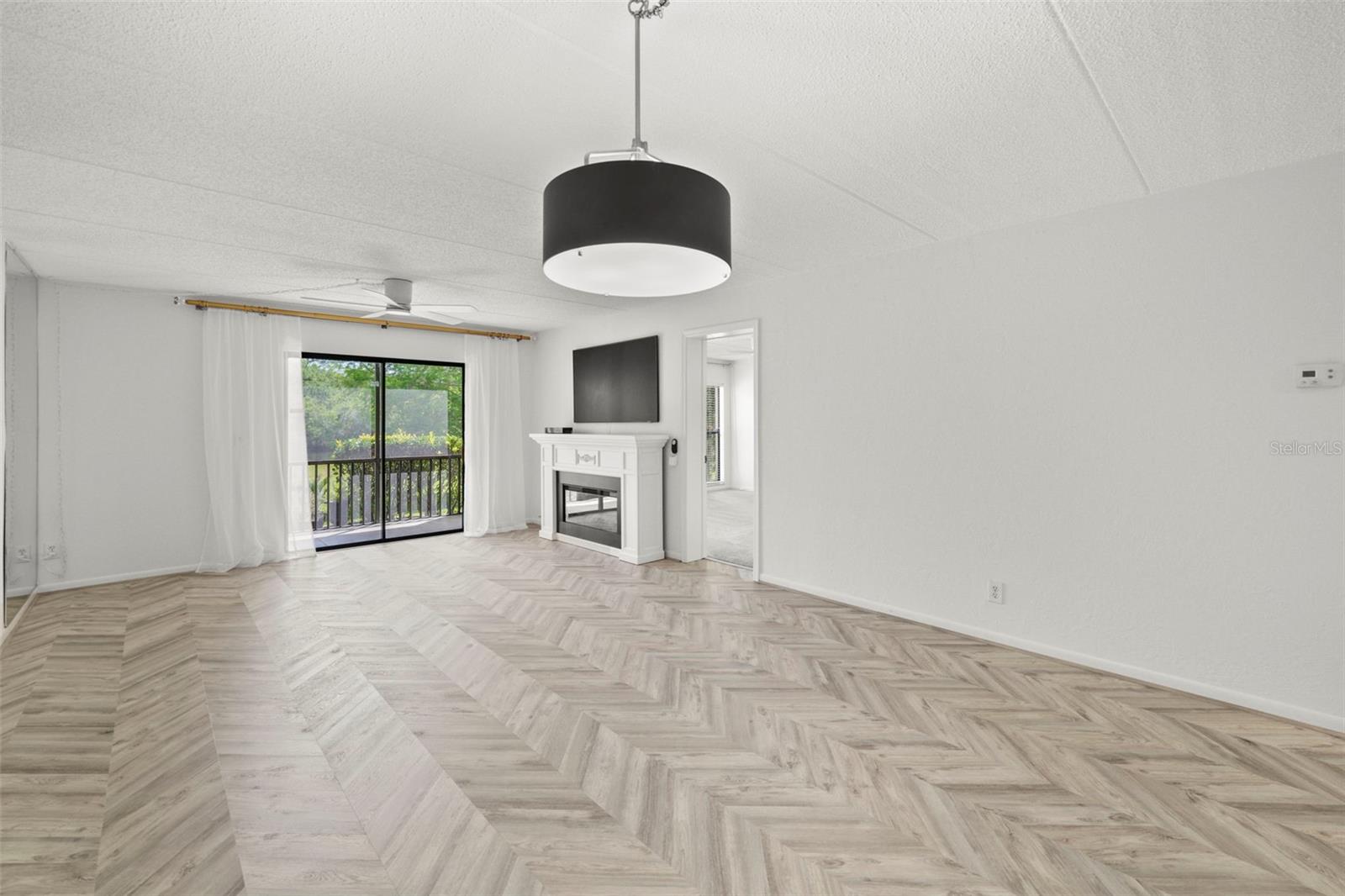 1200 TARPON WOODS BOULEVARD Q4