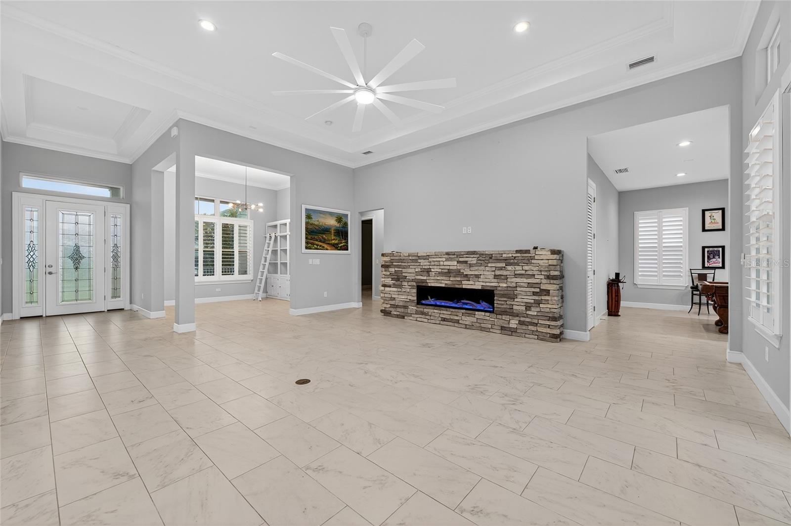VERONA VILLAS SUB - Residential Lease
