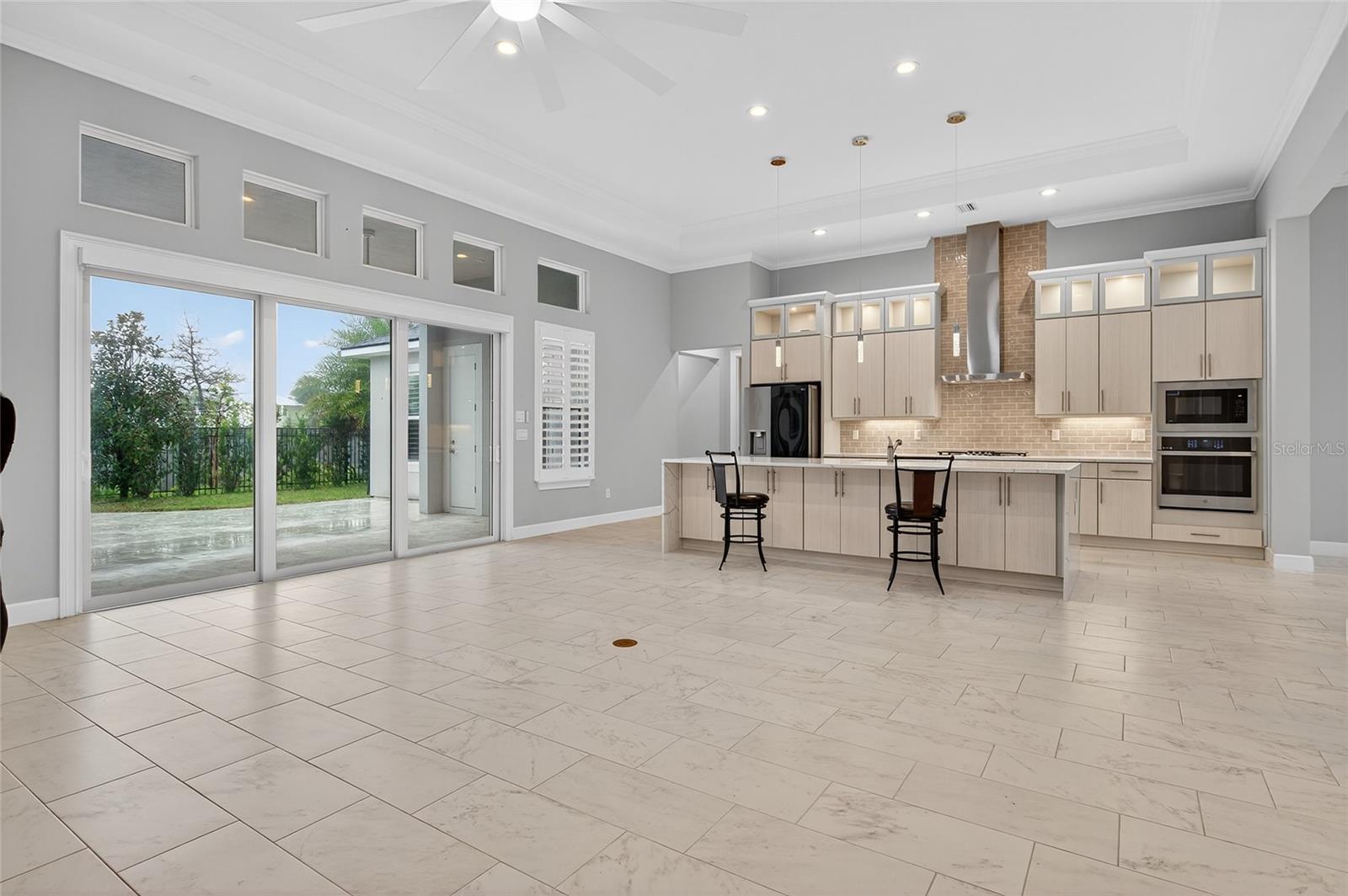 VERONA VILLAS SUB - Residential Lease