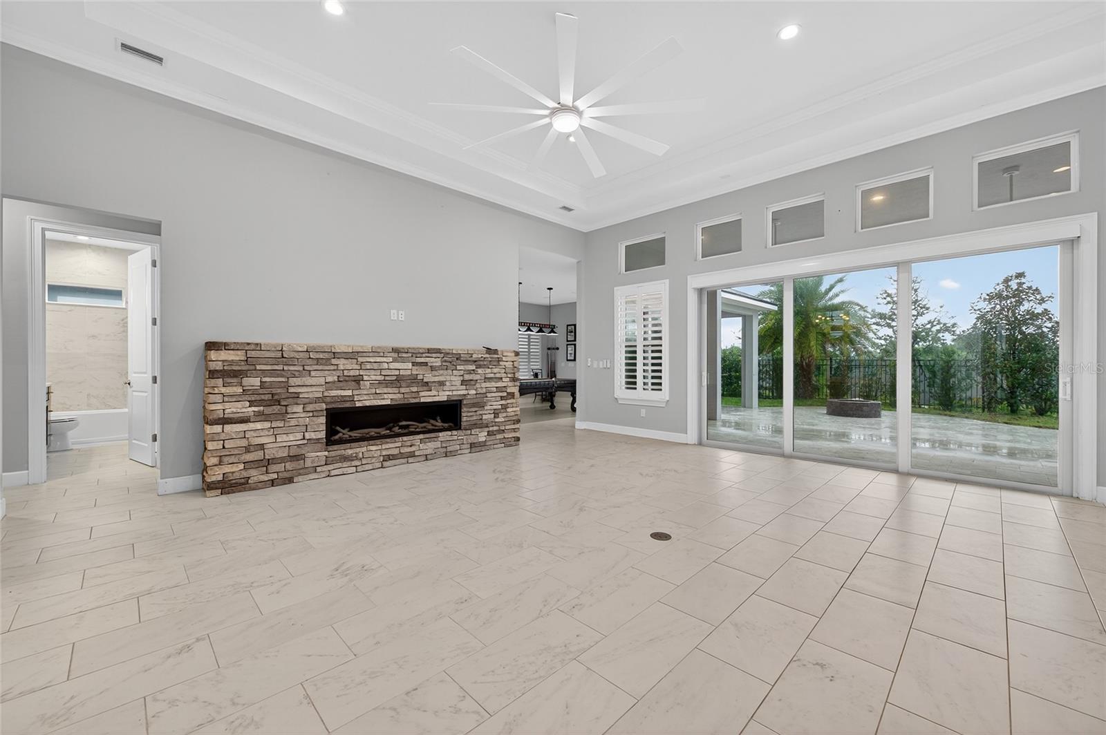 VERONA VILLAS SUB - Residential Lease