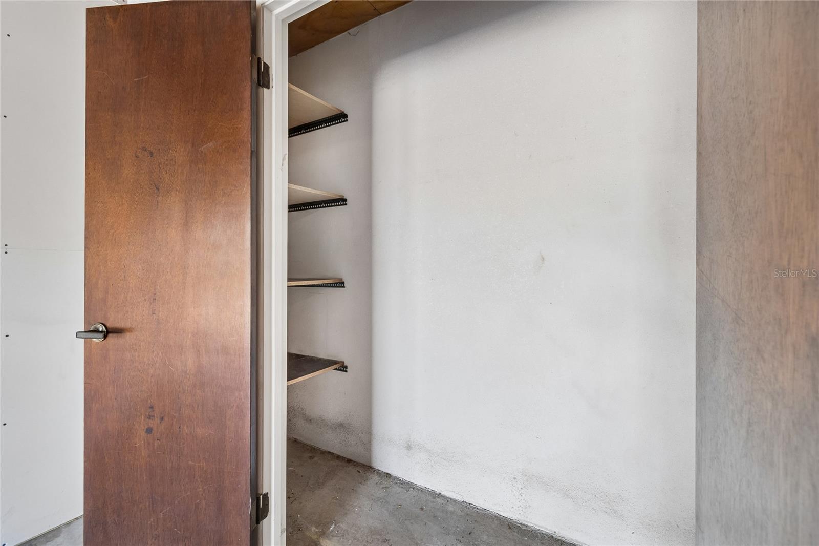 WEST SHORE VILLAGE FIVE PH I - Residential Lease