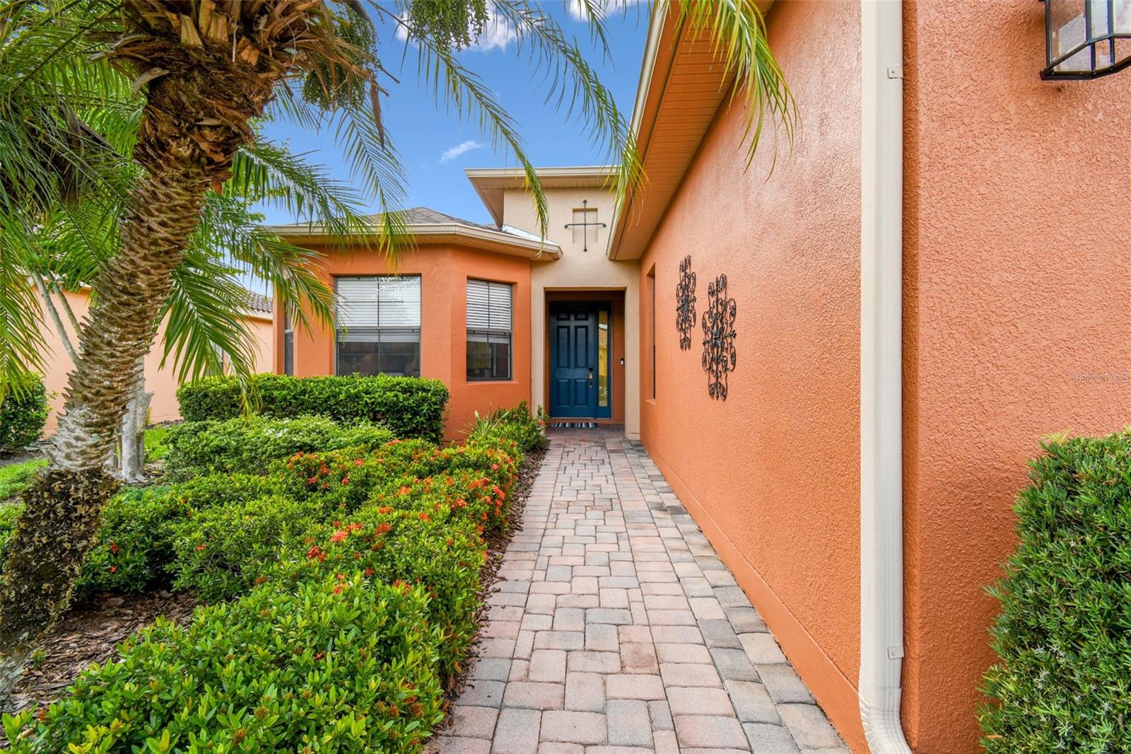 271 INDIAN WELLS AVE