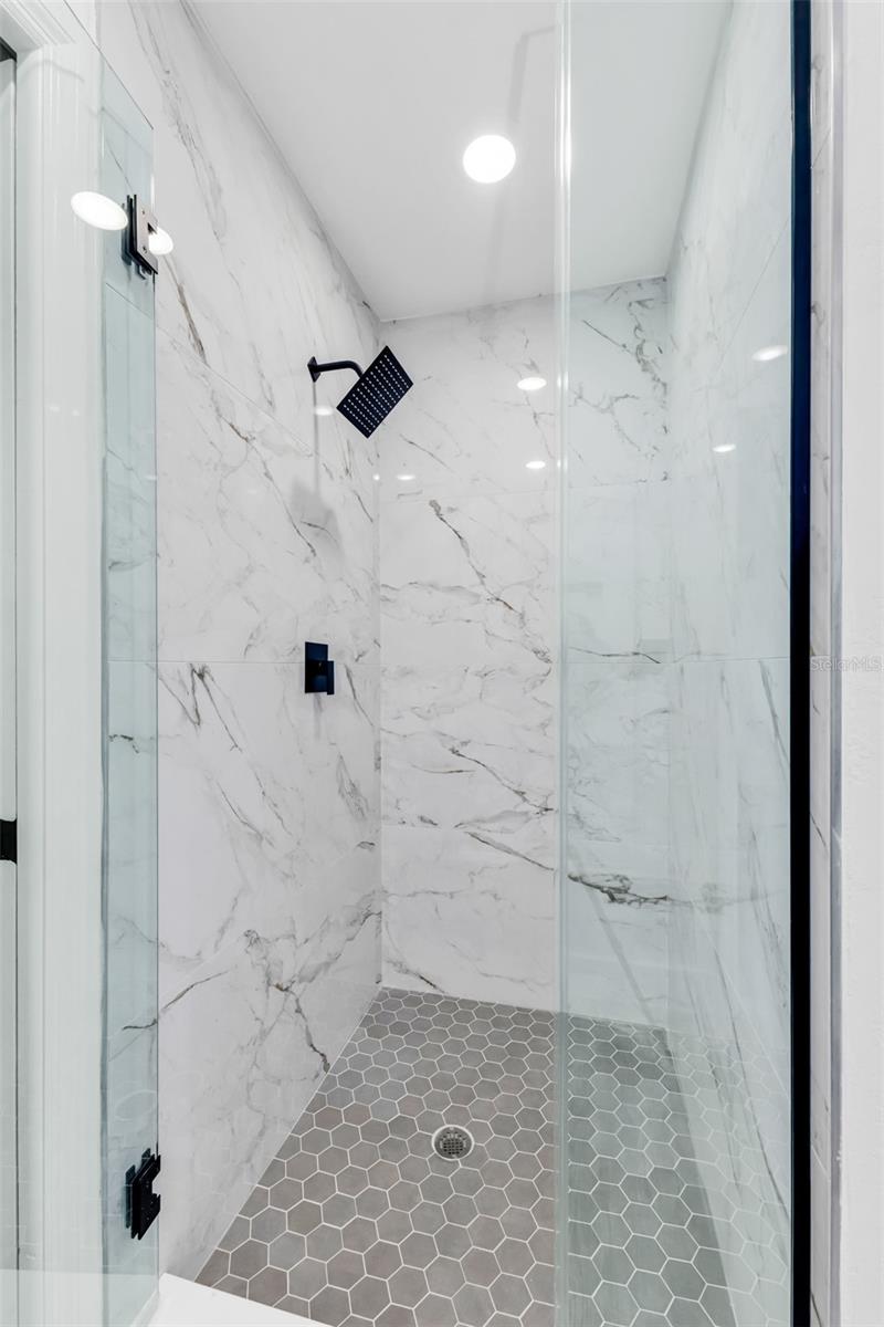 PUNTA GORDA ISLES SEC 06 - Residential Lease