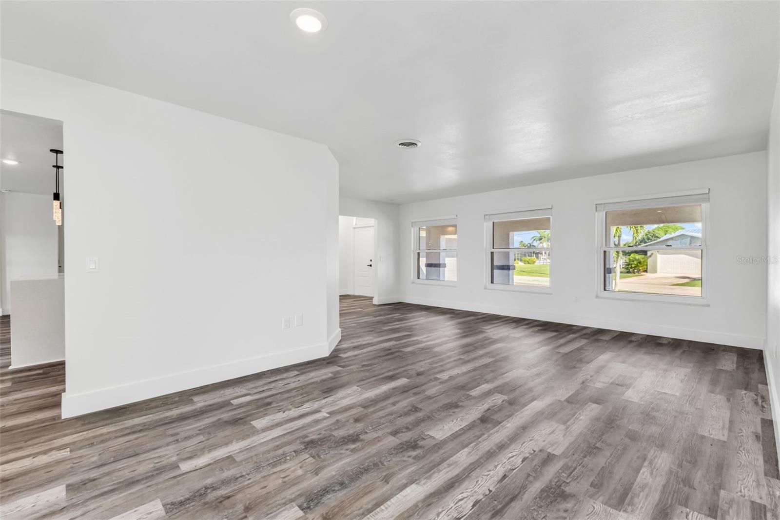 PUNTA GORDA ISLES SEC 06 - Residential Lease