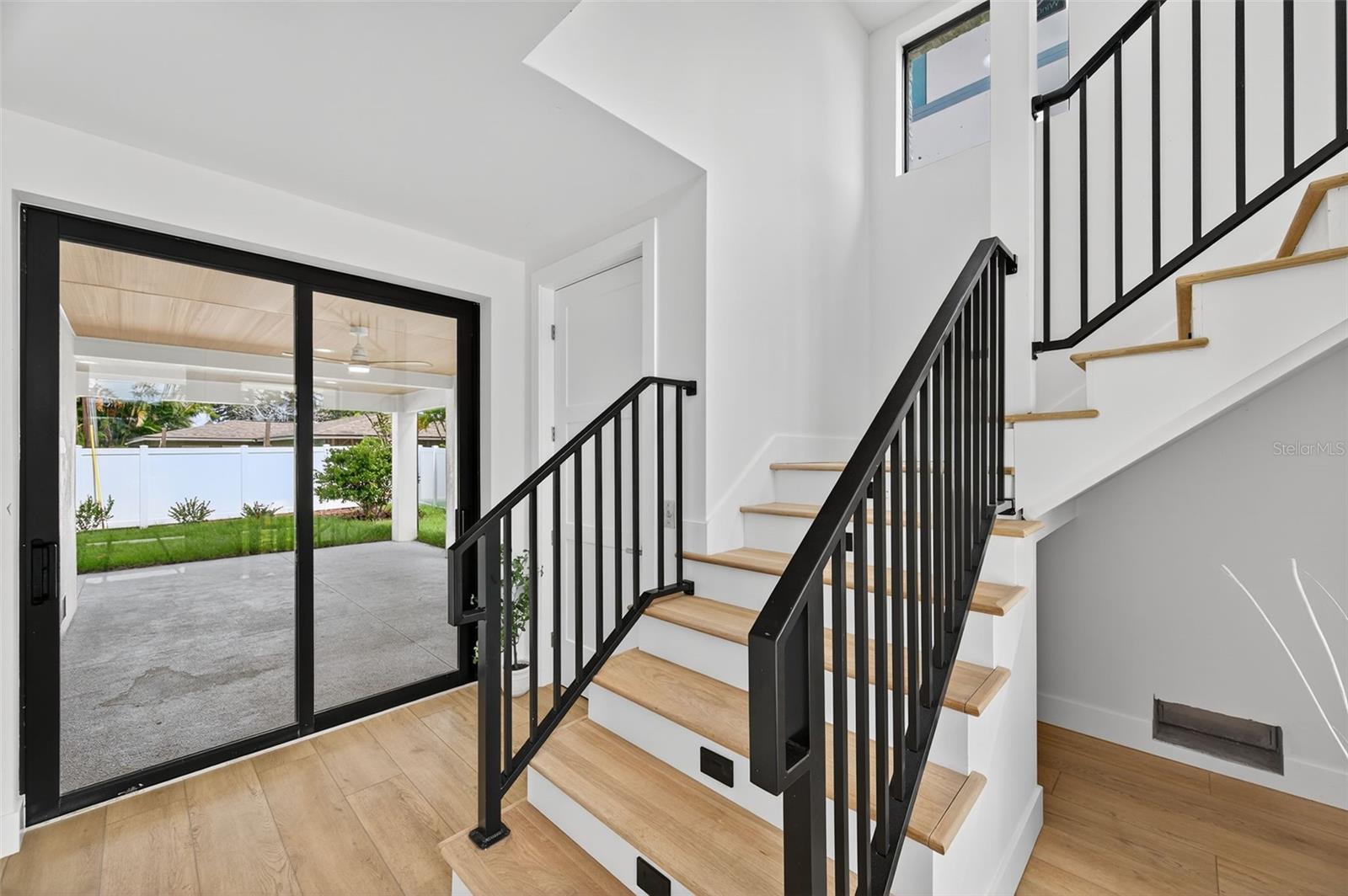 1935 SHORE ACRES BOULEVARD NE