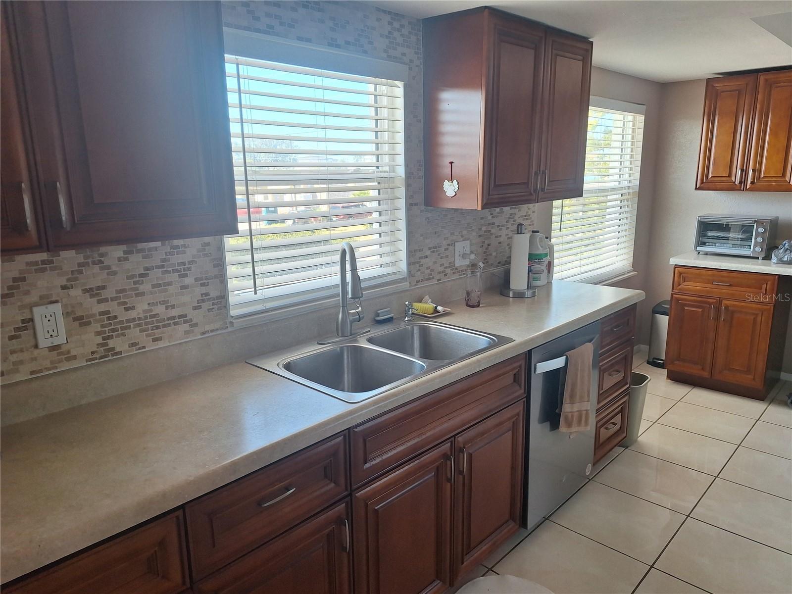 REDINGTON BEACH HOMES 6TH ADD - Residential