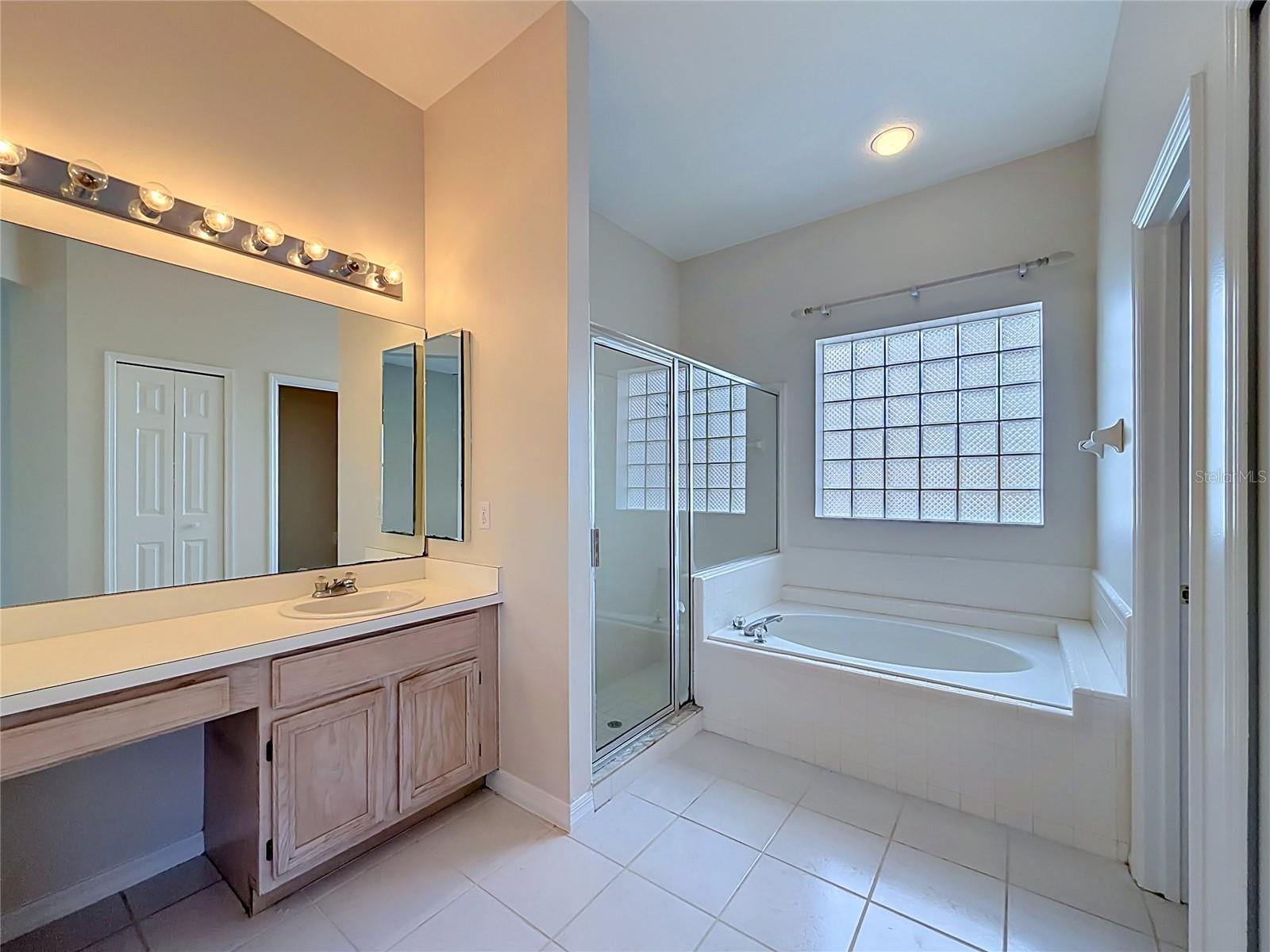 DAVENPORT GLEN - Residential