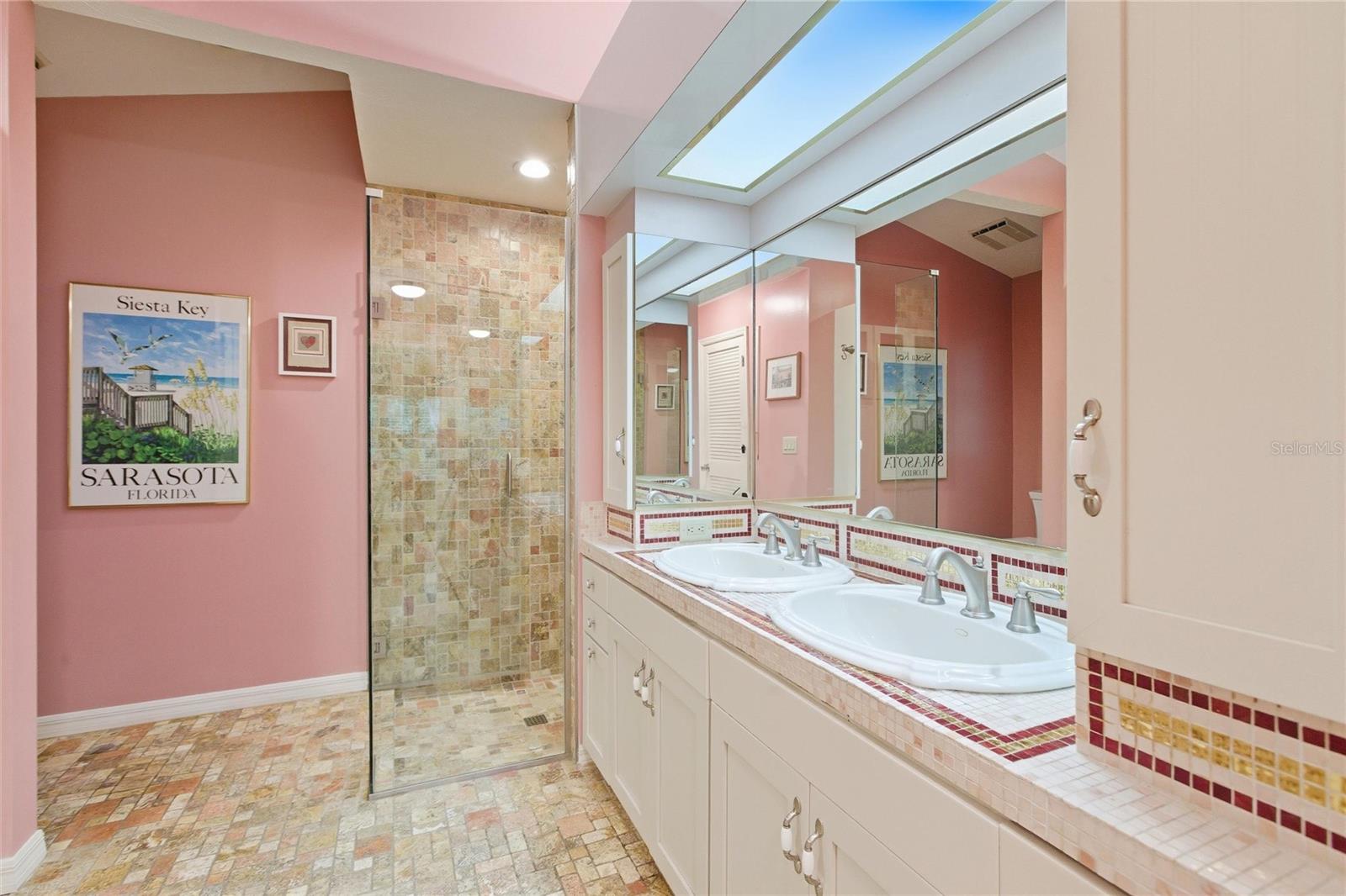 VILLAS AT DEER CREEK - Residential