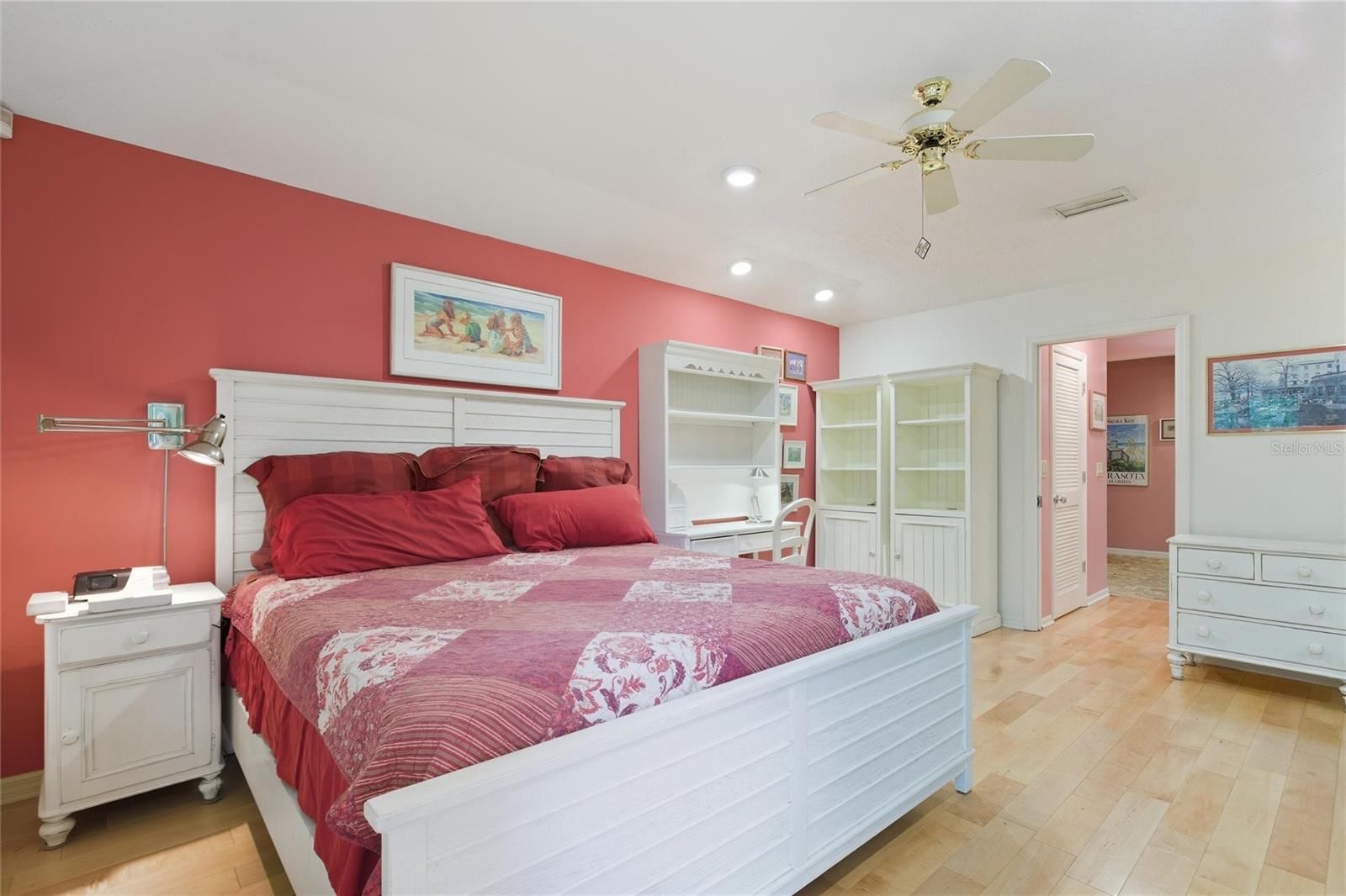 VILLAS AT DEER CREEK - Residential