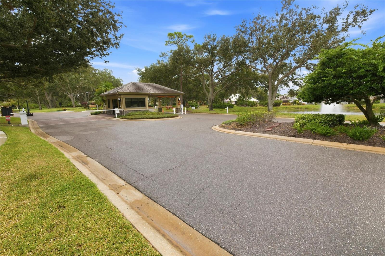 VILLAS AT DEER CREEK - Residential