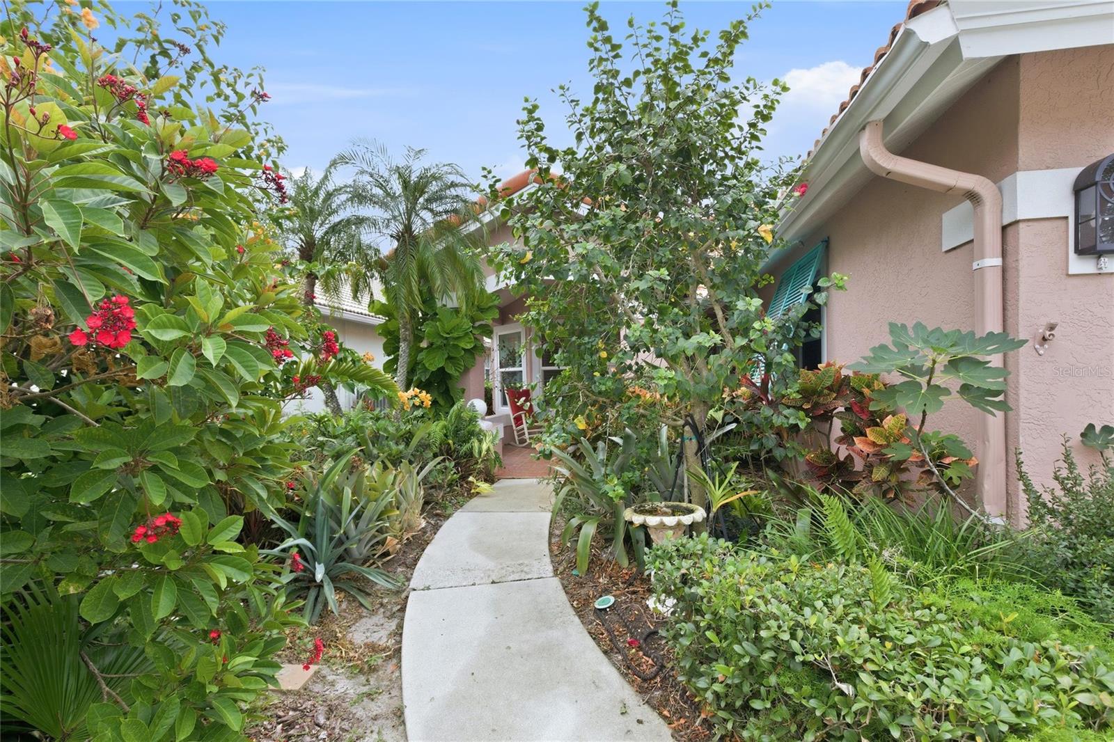 VILLAS AT DEER CREEK - Residential