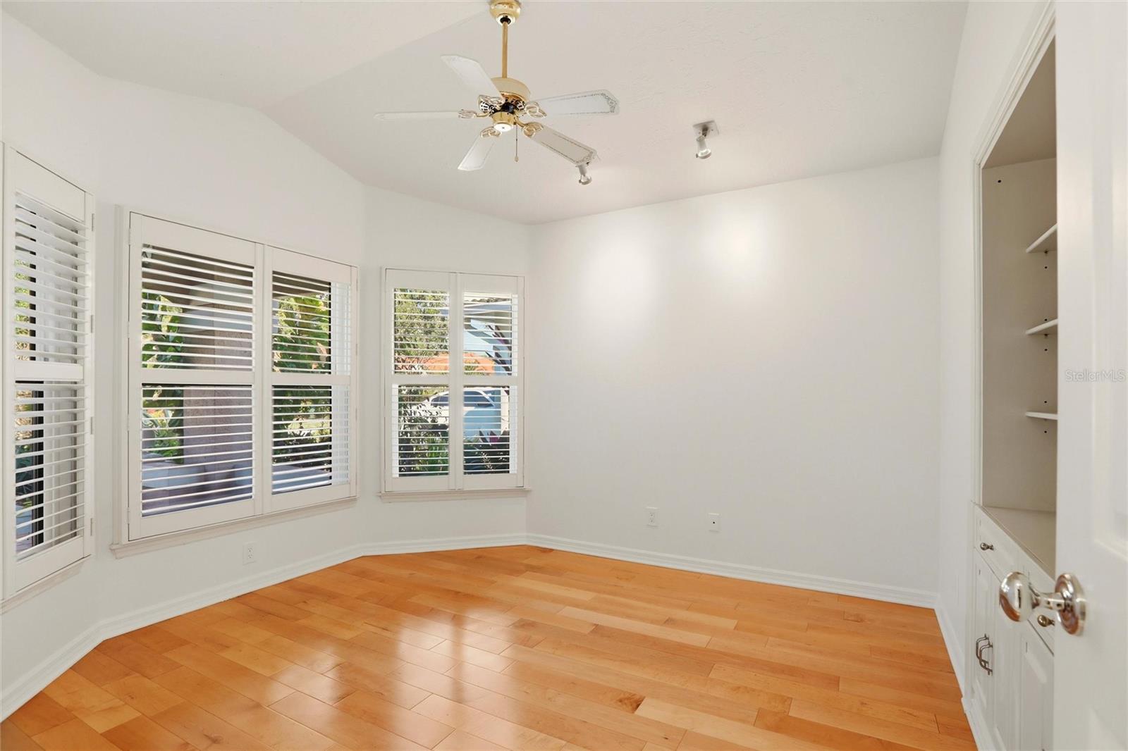 VILLAS AT DEER CREEK - Residential