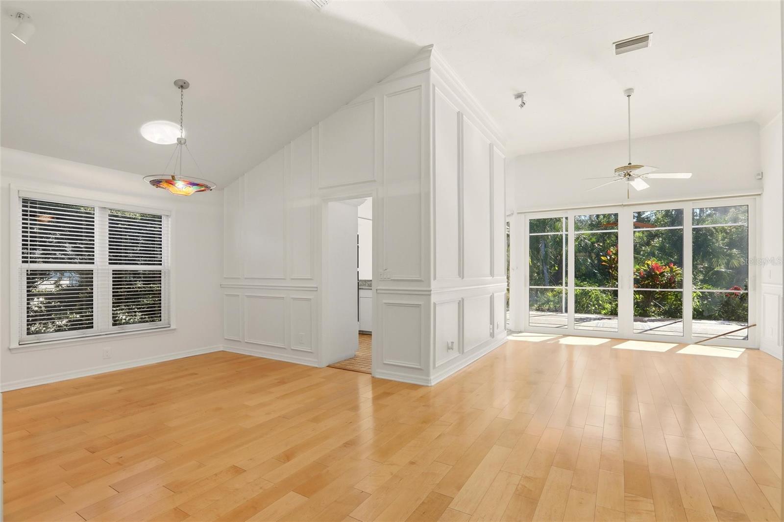 VILLAS AT DEER CREEK - Residential