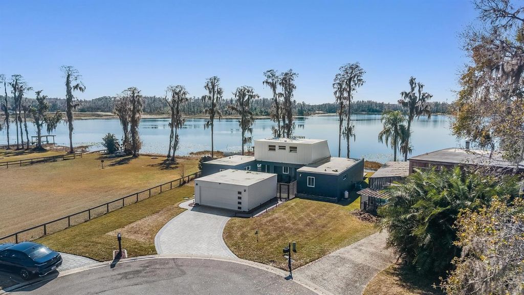 Photo of 18200 Cypress Cove Lane, Lutz, FL 33549 (MLS # TB8477263)