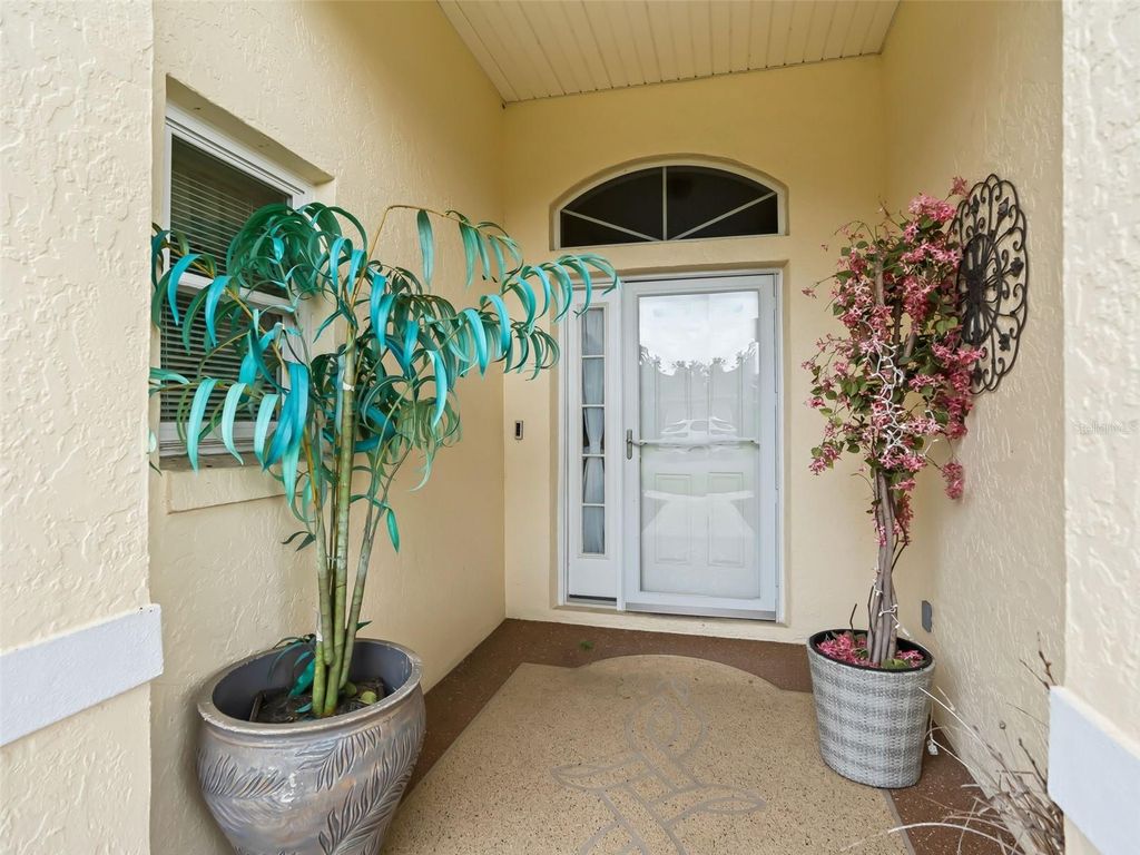 Photo of 11010 SE 174th Loop, Summerfield, FL 34491 (MLS # OM711372)