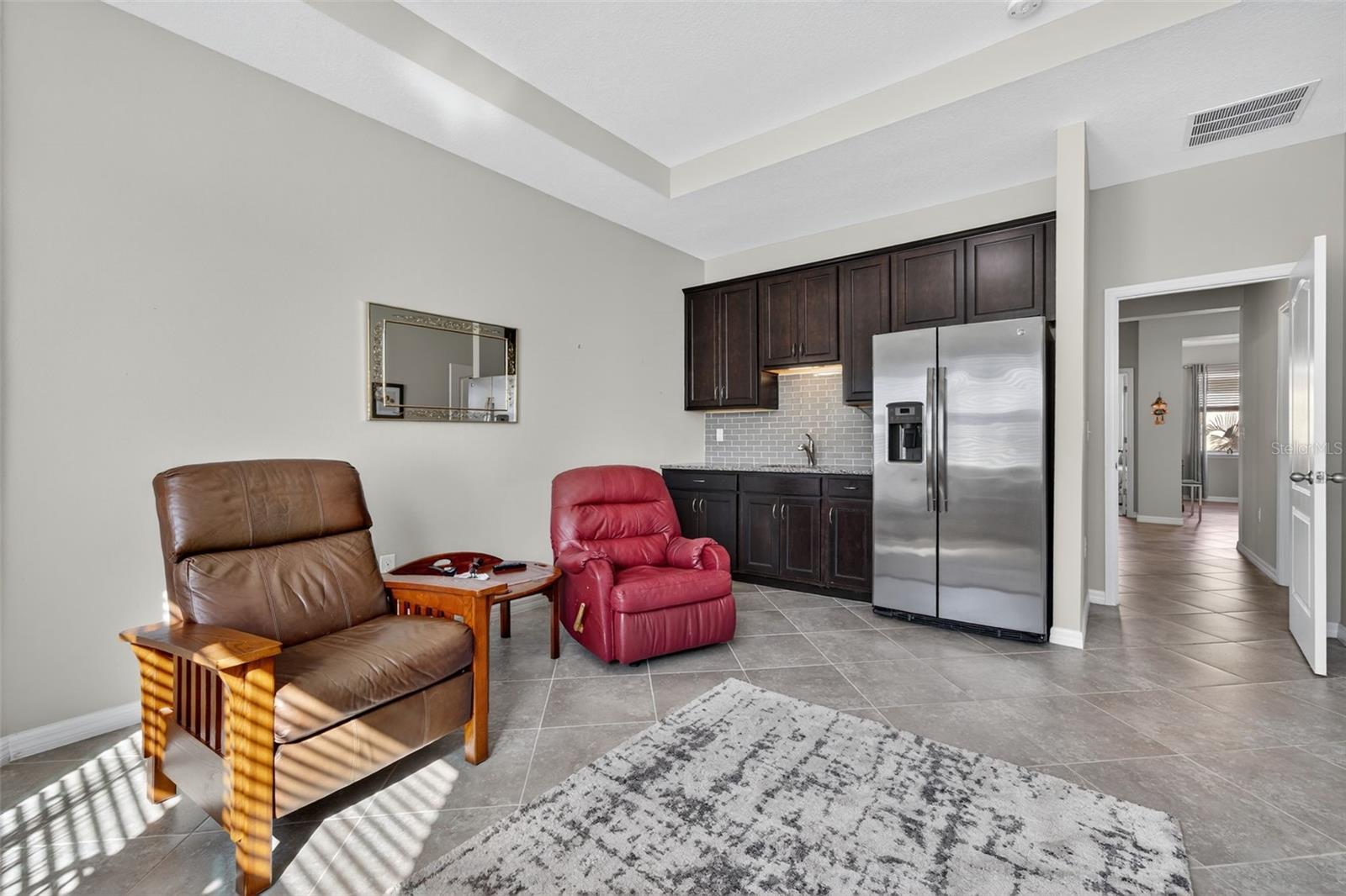 DEL TIERRA PH II - Residential