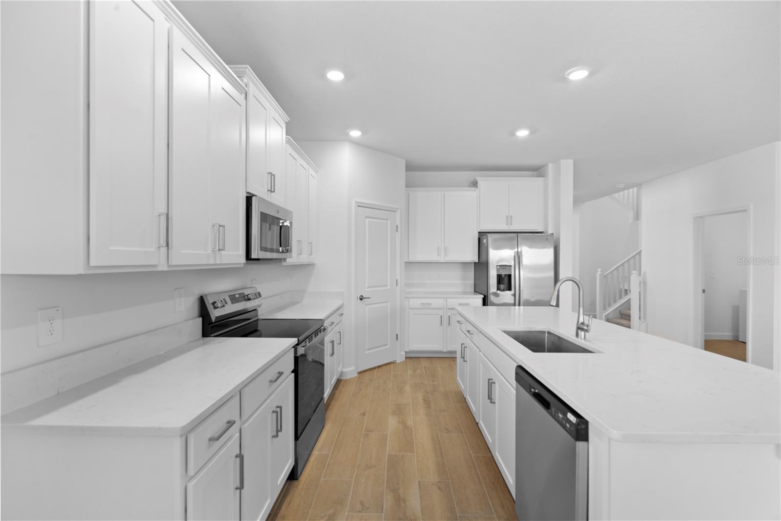 MIRADA - ACTIVE ADULT - Residential