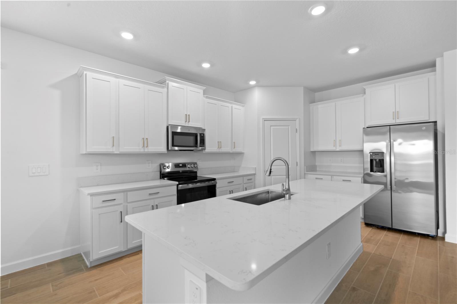 MIRADA - ACTIVE ADULT - Residential