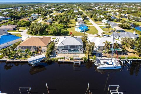 A home in PORT CHARLOTTE