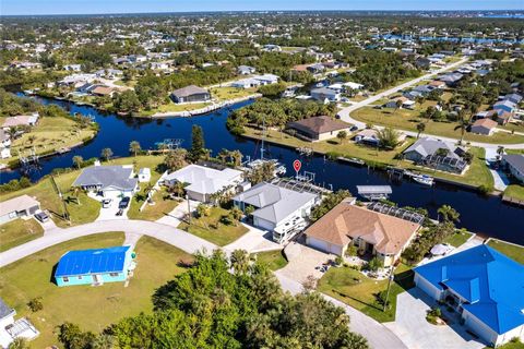 A home in PORT CHARLOTTE