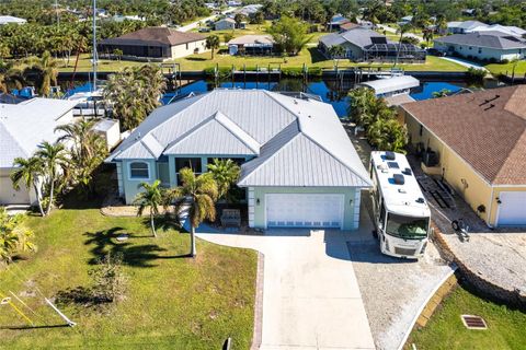 A home in PORT CHARLOTTE