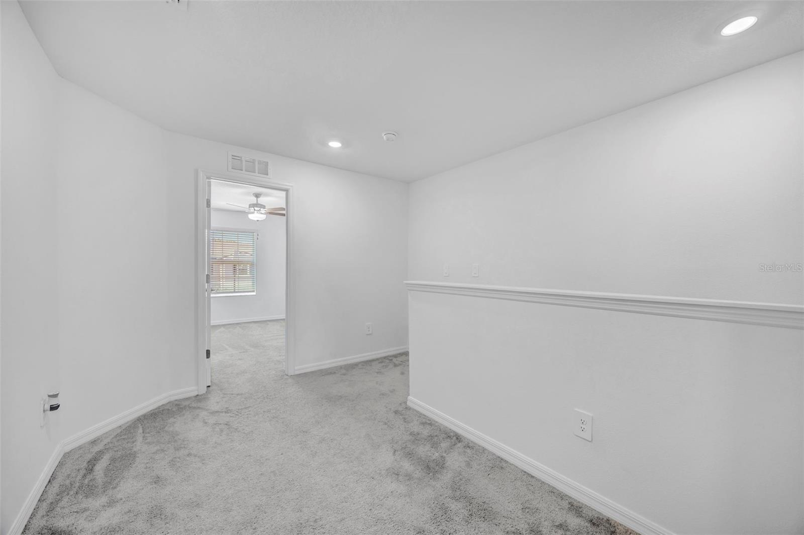 TOWNES AT SOUTHSHORE POINTE - Residential