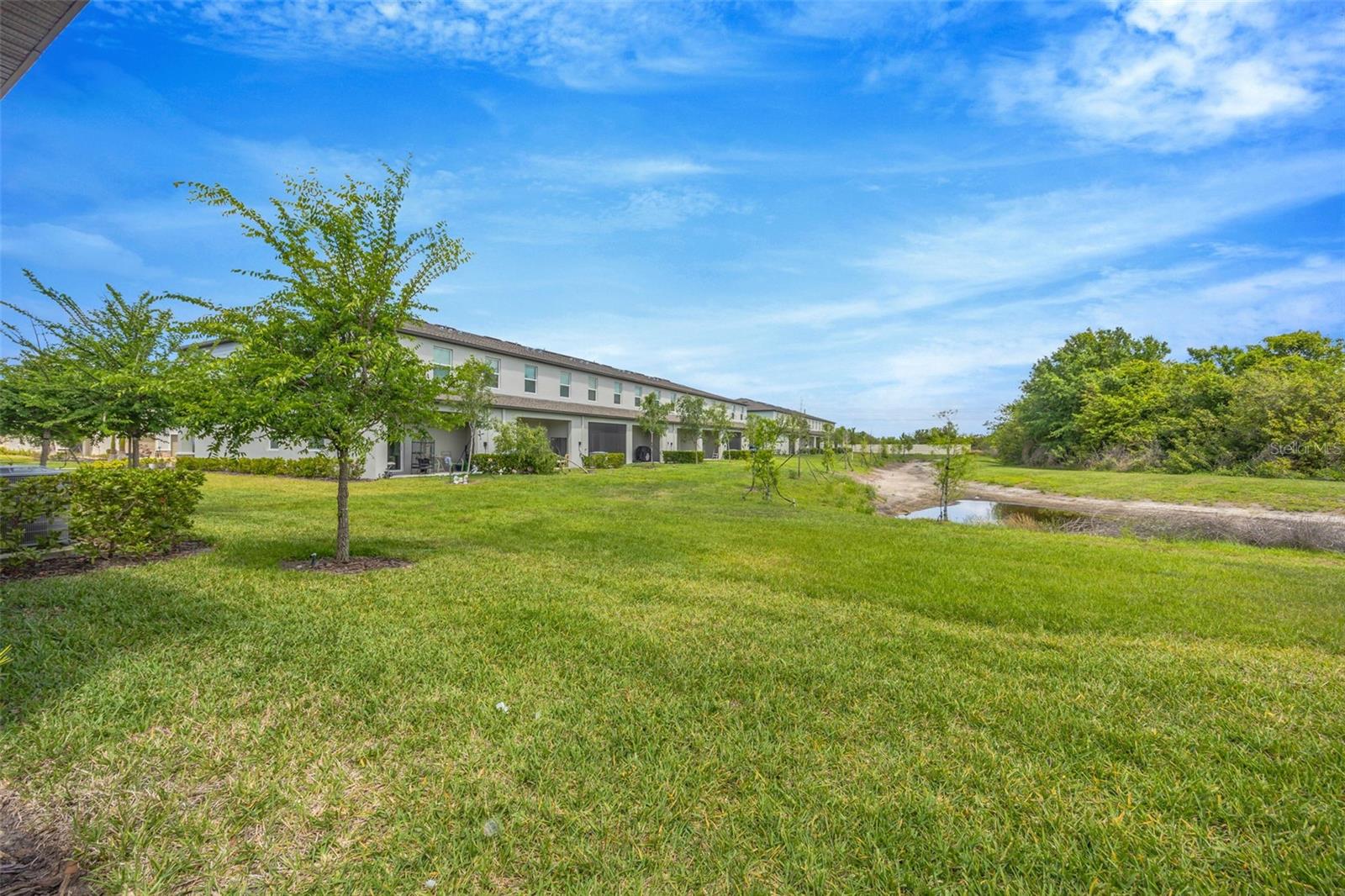 TOWNES AT SOUTHSHORE POINTE - Residential