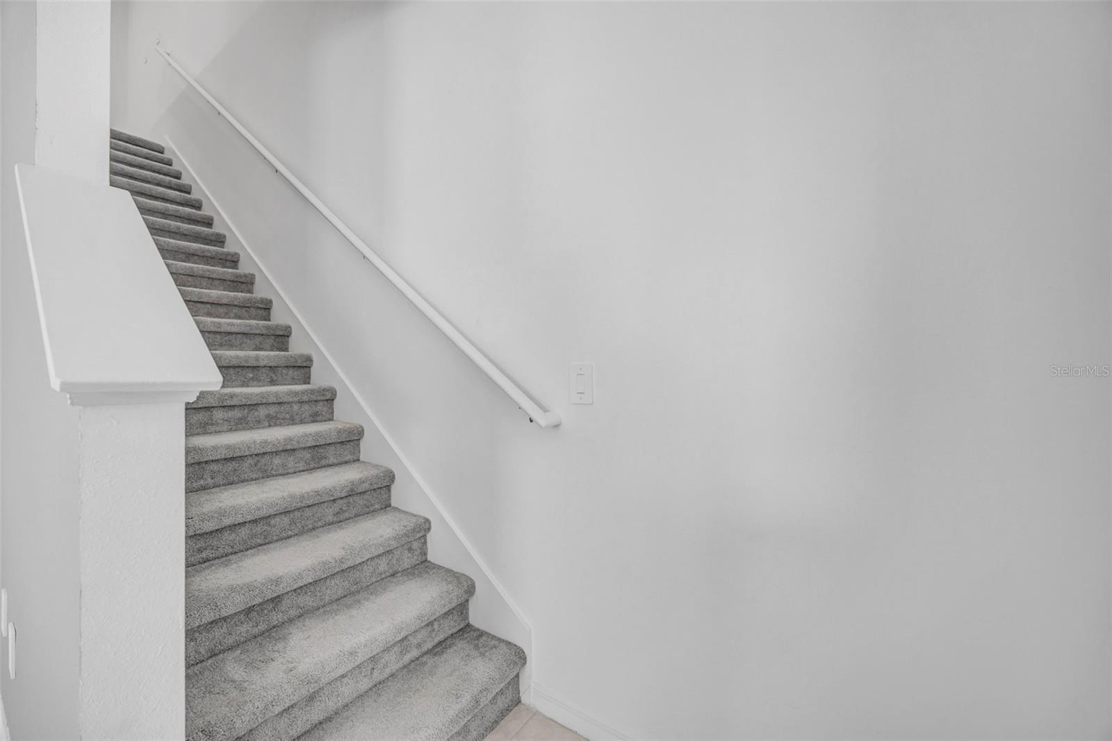 TOWNES AT SOUTHSHORE POINTE - Residential