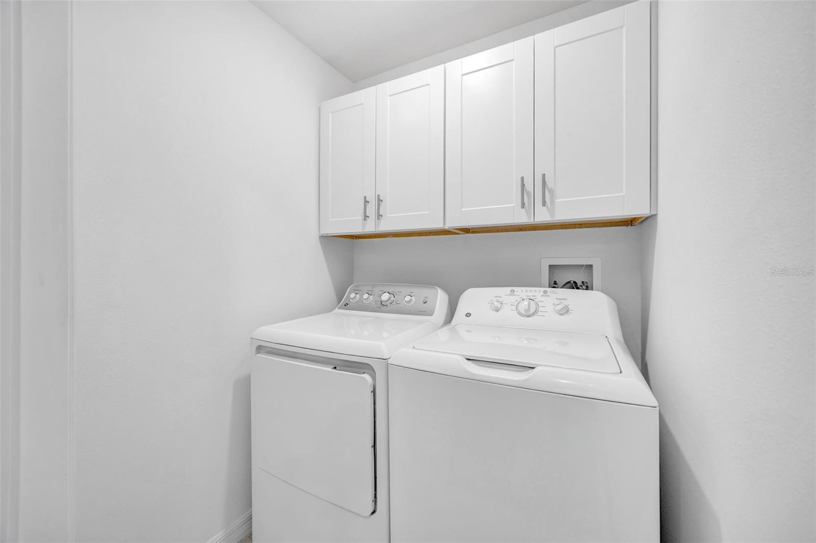 TOWNES AT SOUTHSHORE POINTE - Residential