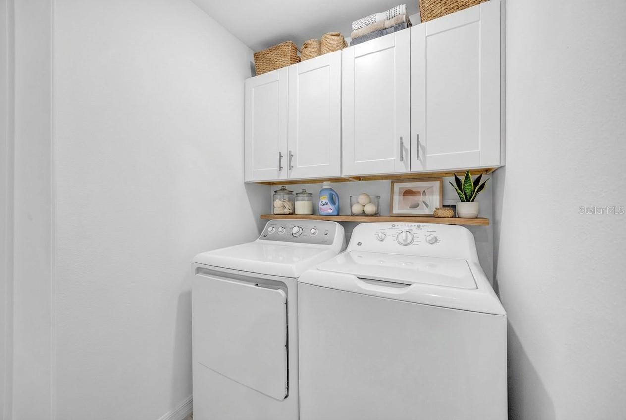 TOWNES AT SOUTHSHORE POINTE - Residential