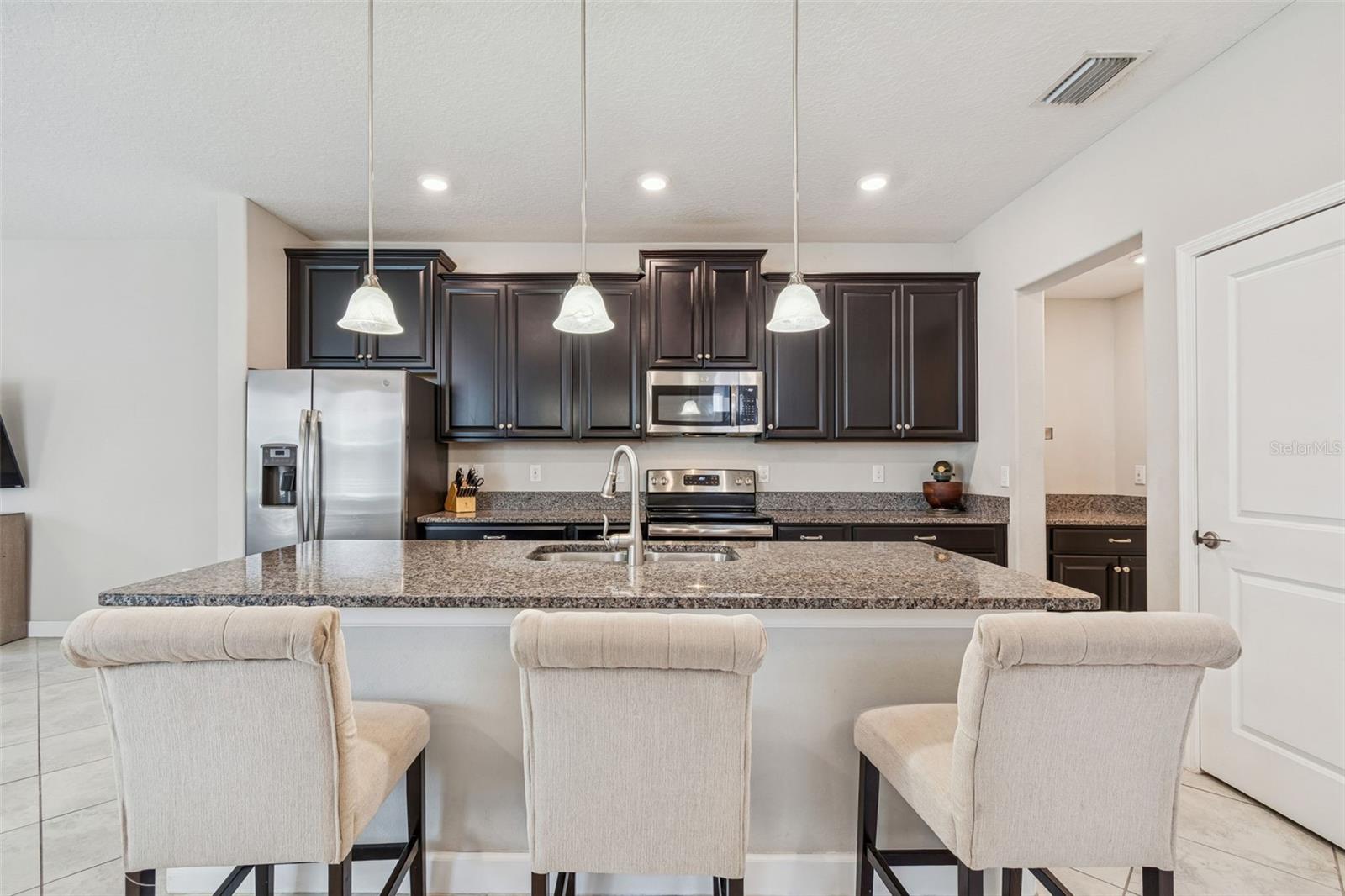 6867 CITRUS CREEK LANE