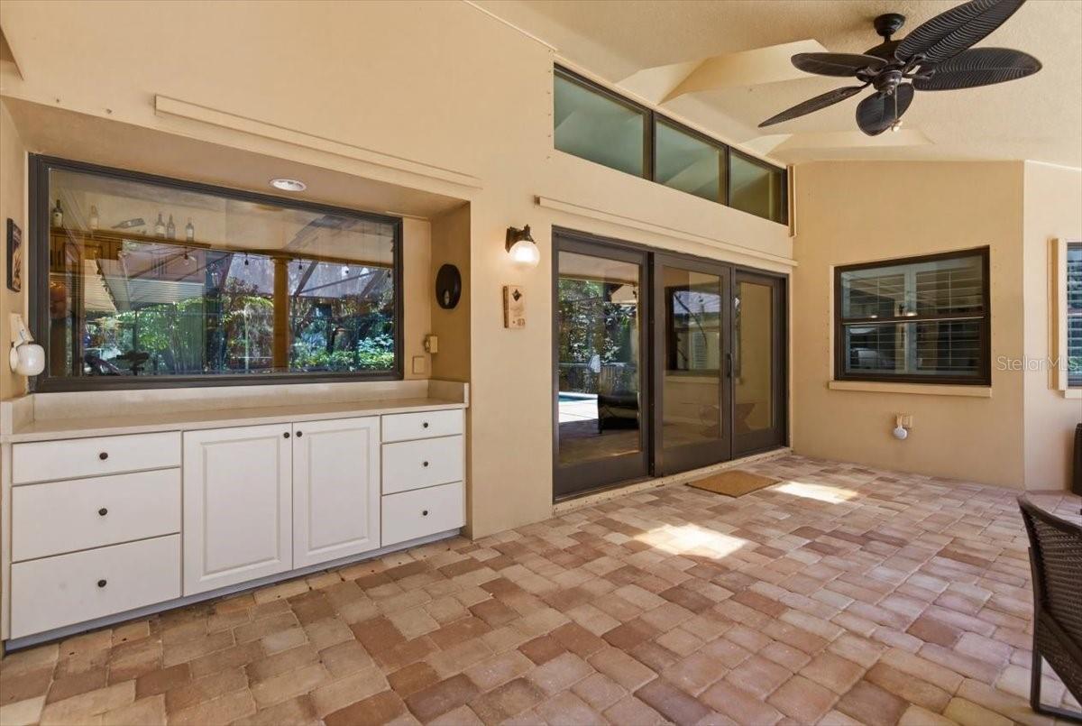 COUNTRY WOODS - Residential