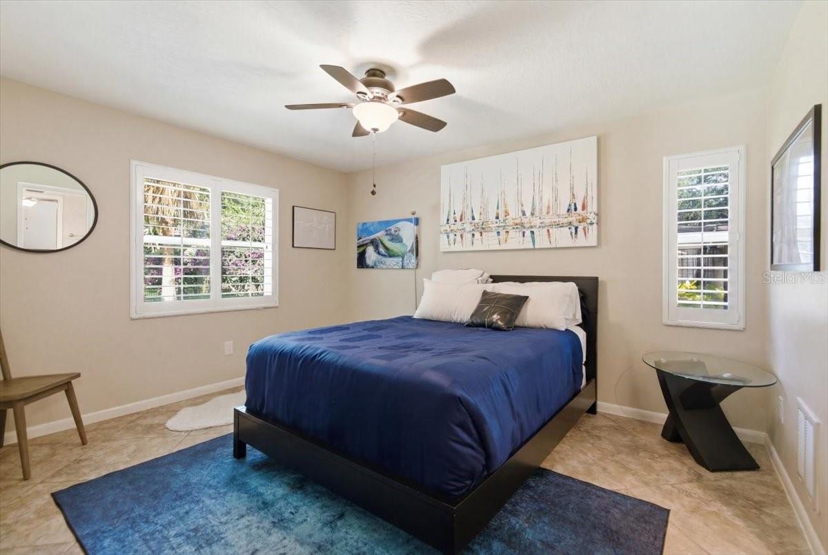 COUNTRY WOODS - Residential