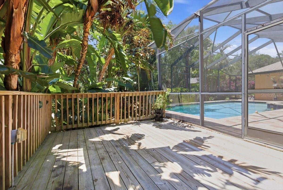 COUNTRY WOODS - Residential