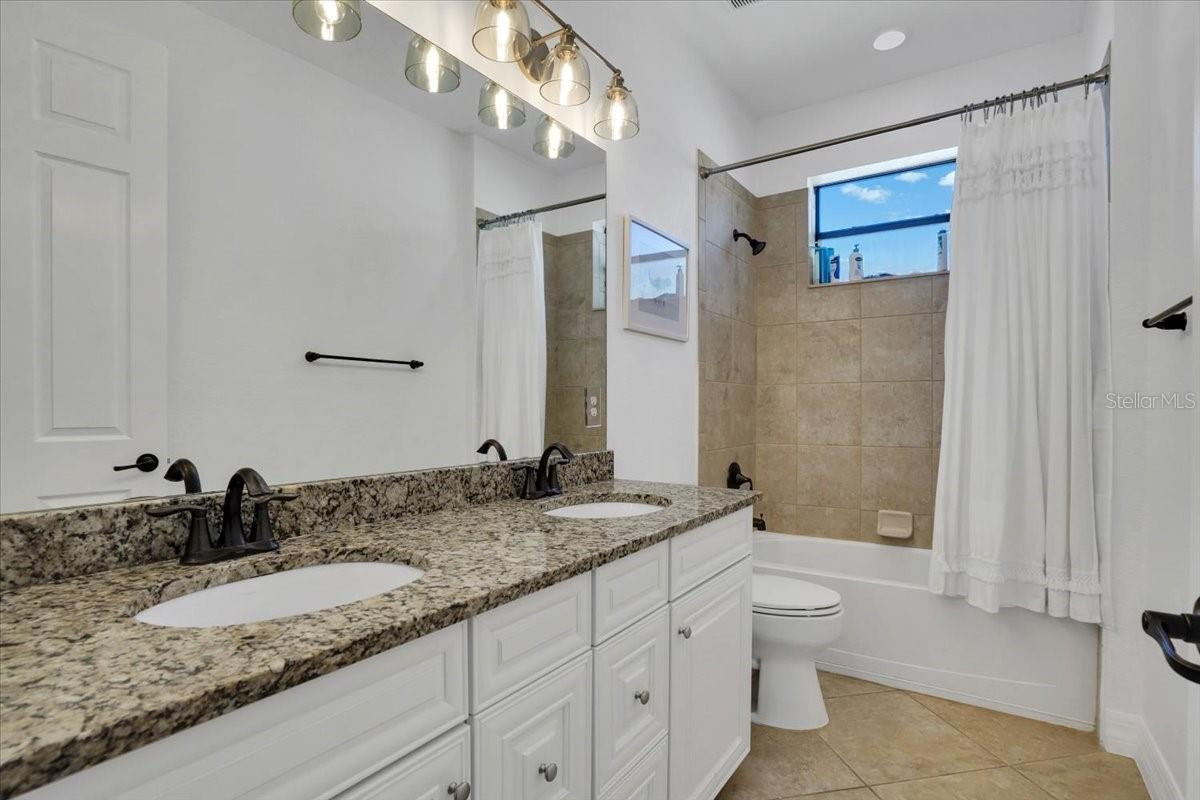 BRIDGEWATER PH III AT LAKEWOOD RANCH - Residential