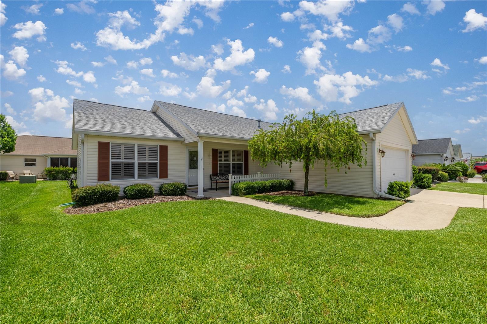 3024 BURBANK LANE