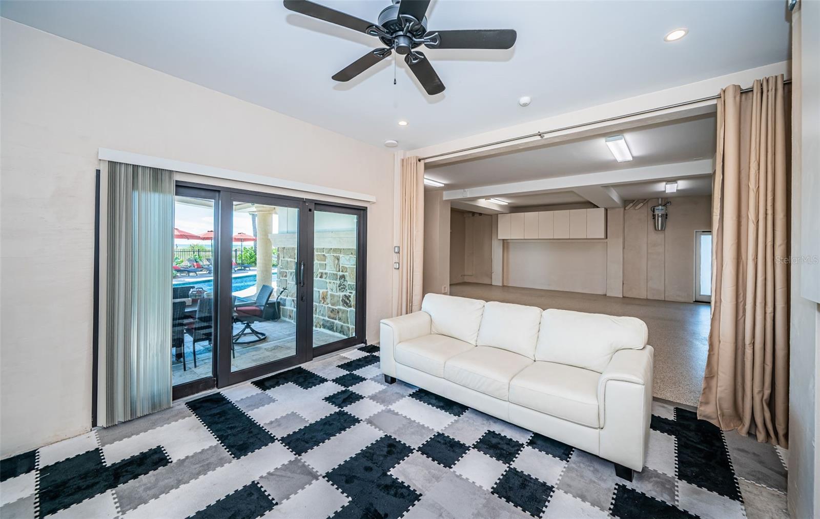 HARBOR SHORES 3RD ADD - Residential