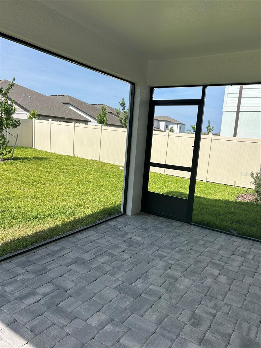VIDA'S WAY LEGACY PH 1B - Residential Lease